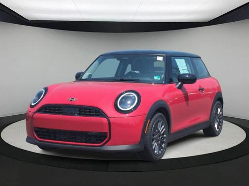 2025 MINI Hardtop Cooper