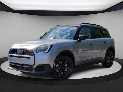 Silver 2027 MINI Countryman S