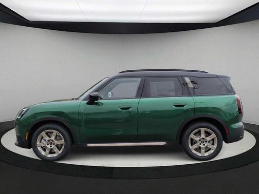 British Racing Green IV Metallic 2027 MINI Countryman S