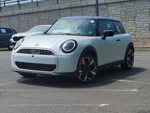 2025 MINI Hardtop Cooper