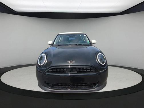 2025 MINI Hardtop Cooper