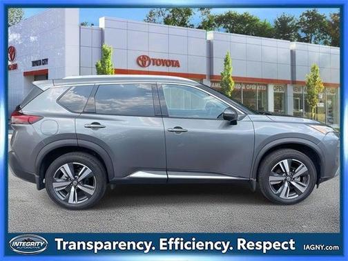 2021 Nissan Rogue SL