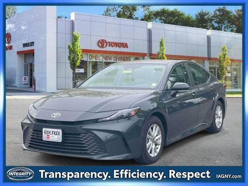 Underground 2026 Toyota Camry LE