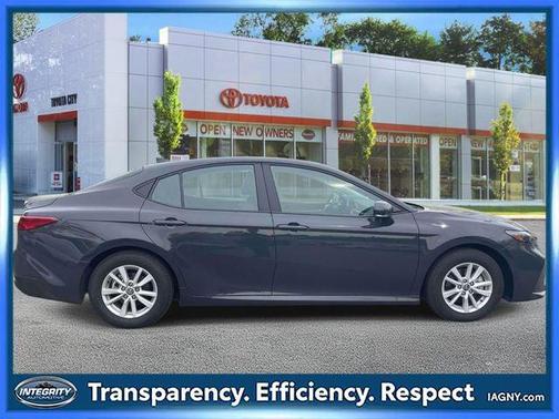 Underground 2026 Toyota Camry LE