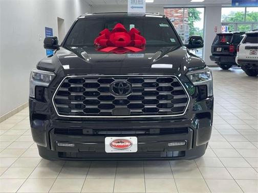 2025 Toyota Sequoia Platinum