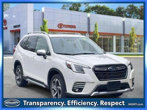 2023 Subaru Forester Touring