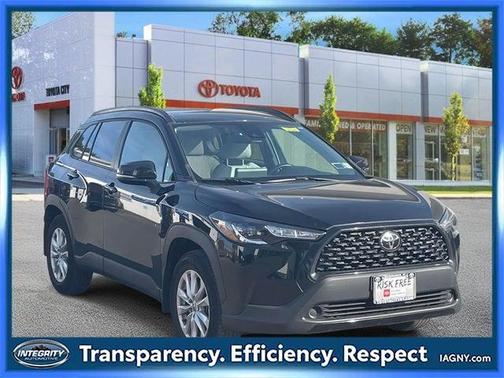 2022 Toyota Corolla Cross LE