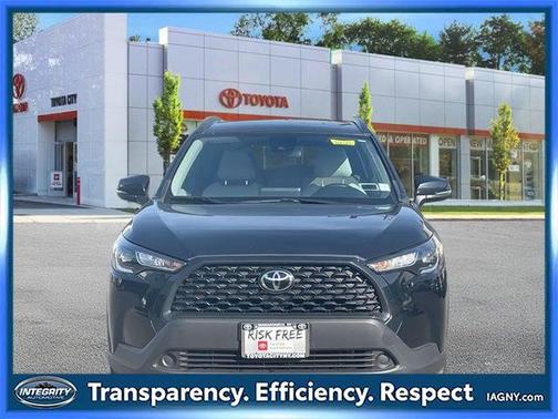 2022 Toyota Corolla Cross LE