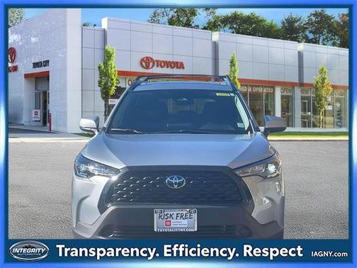 2023 Toyota Corolla Cross LE