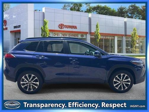 2023 Toyota Corolla Cross XLE