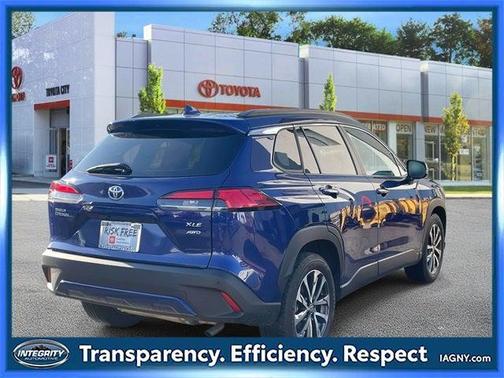 2023 Toyota Corolla Cross XLE