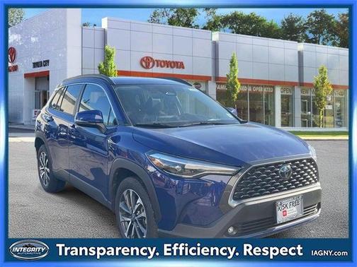 2023 Toyota Corolla Cross XLE