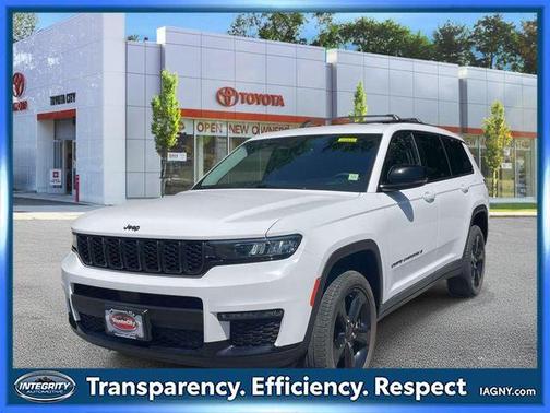 Bright White Clearcoat 2023 Jeep Grand Cherokee L Limited