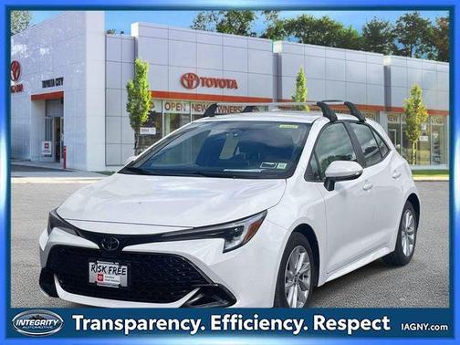 Ice Cap 2024 Toyota Corolla SE