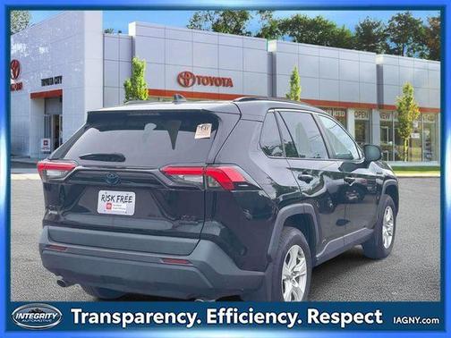 Midnight Black Metallic 2021 Toyota RAV4 Hybrid XLE