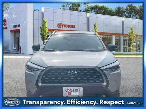 Celestite 2025 Toyota Corolla Cross XLE