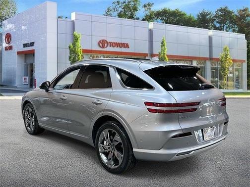 2023 Genesis Electrified GV70 Advanced AWD