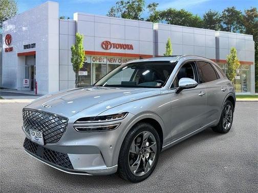 2023 Genesis Electrified GV70 Advanced AWD