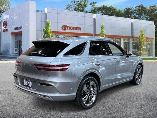 2023 Genesis Electrified GV70 Advanced AWD