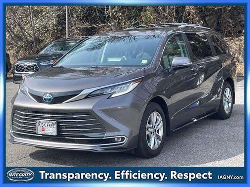 2024 Toyota Sienna Limited
