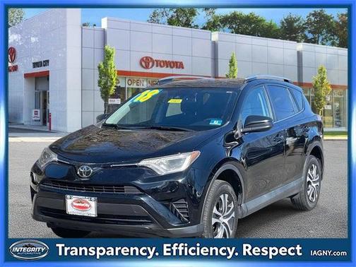 2018 Toyota RAV4 LE