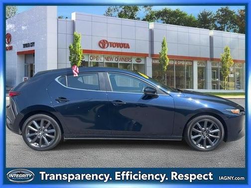 2024 Mazda Mazda3 FWD w/Preferred Package