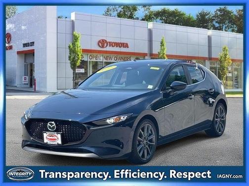 2024 Mazda Mazda3 FWD w/Preferred Package