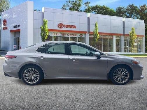 2020 Toyota Camry XLE