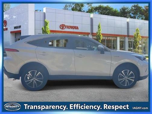 2021 Toyota Venza LE