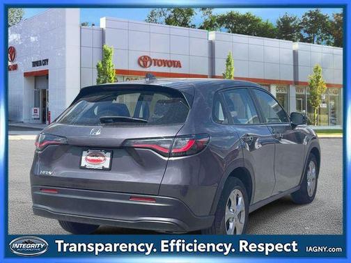 Modern Steel Metallic 2023 Honda HR-V LX
