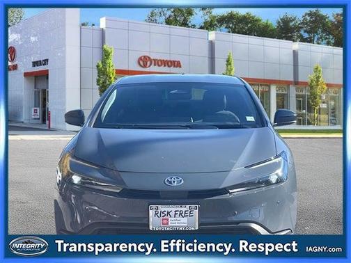 2024 Toyota Prius LE
