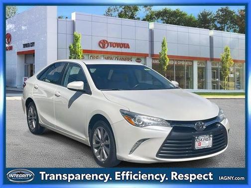 2017 Toyota Camry XLE