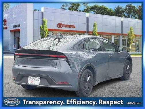 2024 Toyota Prius LE