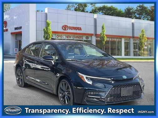 2024 Toyota Corolla Hybrid SE