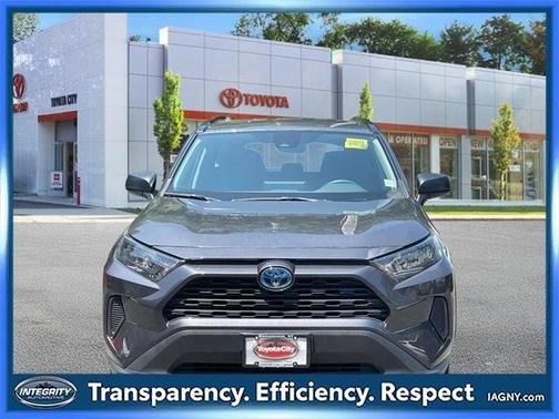 2022 Toyota RAV4 Hybrid LE