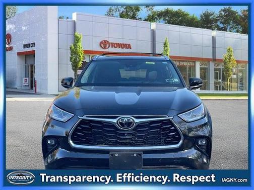 2023 Toyota Highlander Limited