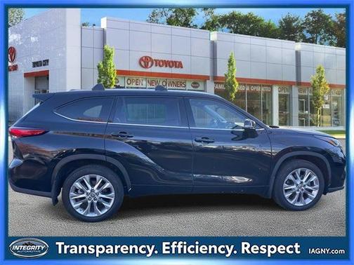 2023 Toyota Highlander Limited