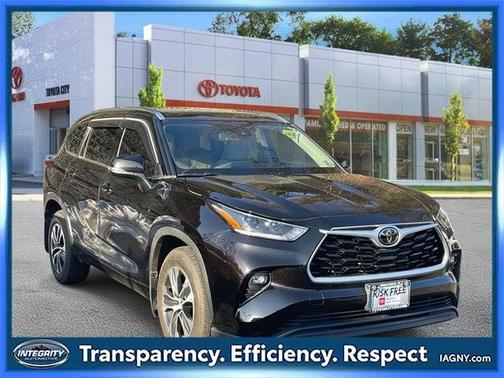 2021 Toyota Highlander XLE