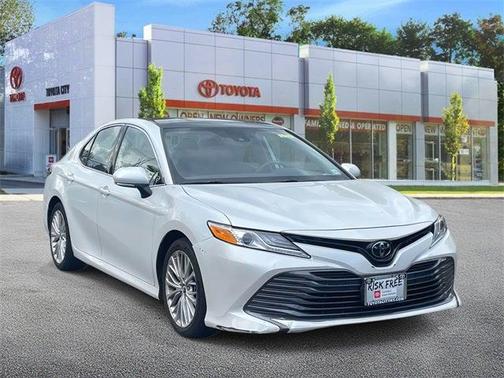 2020 Toyota Camry XLE