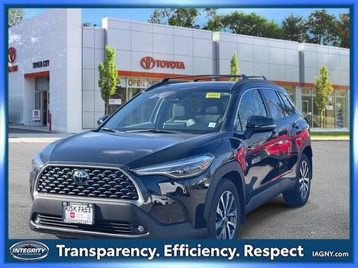 2023 Toyota Corolla Cross XLE