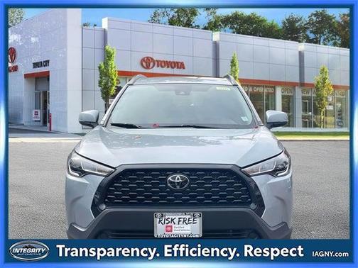 2022 Toyota Corolla Cross LE