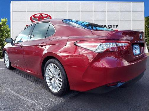 2018 Toyota Camry XLE