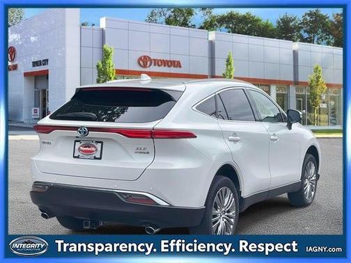 2022 Toyota Venza XLE