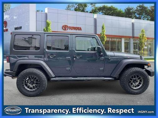 Rhino Clearcoat 2017 Jeep Wrangler Unlimited Sport