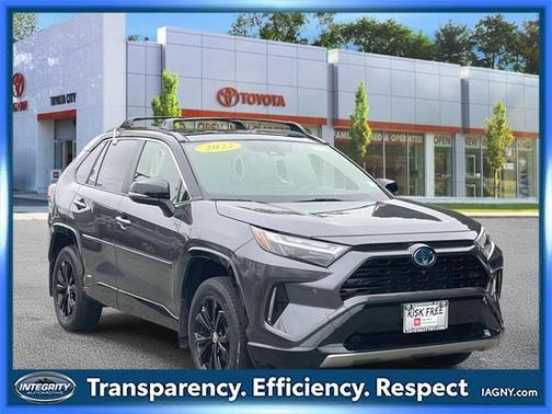 2022 Toyota RAV4 Hybrid XSE