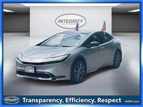 2024 Toyota Prius XLE