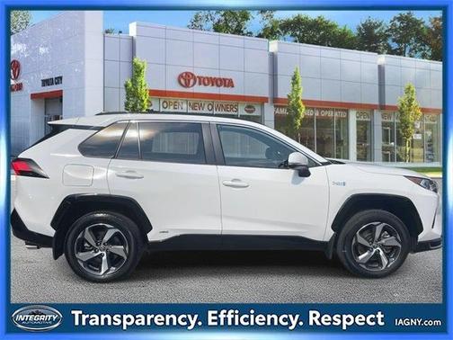 2021 Toyota RAV4 Prime SE