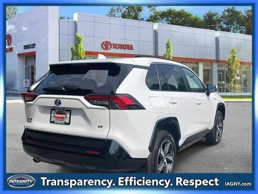 2021 Toyota RAV4 Prime SE