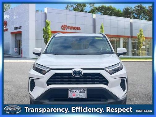 2023 Toyota RAV4 Hybrid XLE