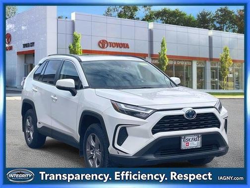 2023 Toyota RAV4 Hybrid XLE